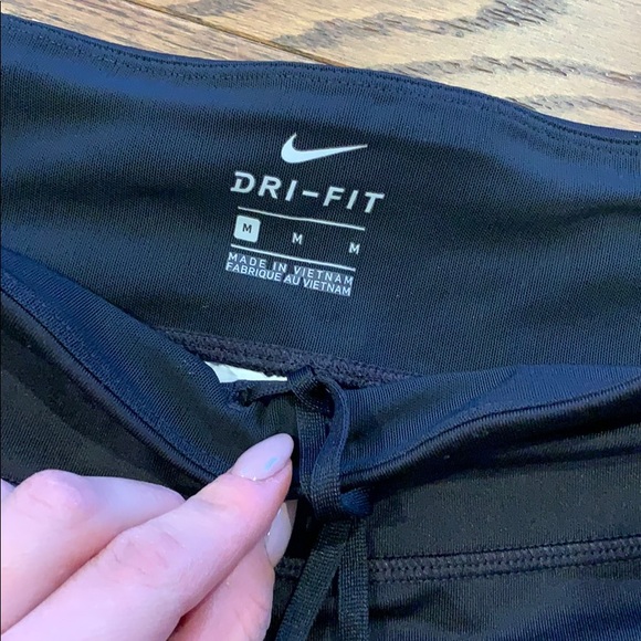 Nike active capri leggings - Picture 2 of 2